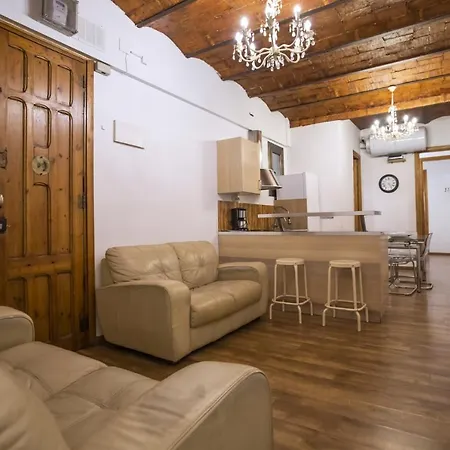 11llan345 Spacious In Plaza Espanya Apartment