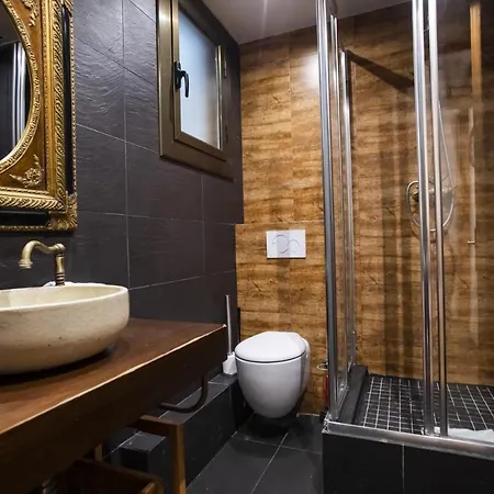 11llan345 Spacious In Plaza Espanya Apartment